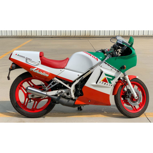 Pyramid Plastics Pyramid fairing lowers | unpainted | honda ns 125 1986>1993